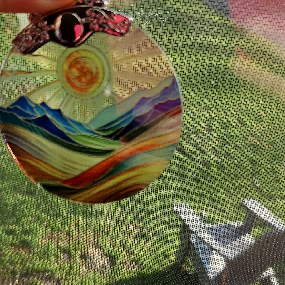 Handcrafted Multicolor Sun & Mountain Acrylic Ornament - Unbran
